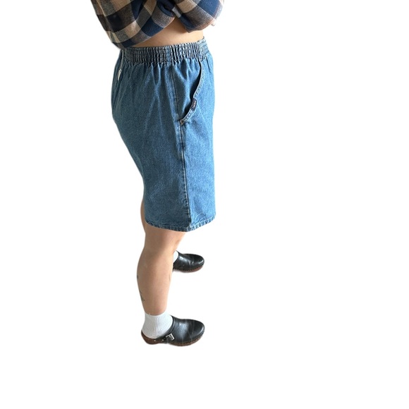 Vintage Chic Oversized Mid Tight Shorts Fit Like Medium - Picture 8 of 9